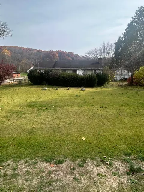 1754 Massieville Rd, Chillicothe, OH 45601
