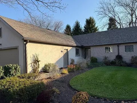 6031 Cromdale Dr, Dublin, OH 43017