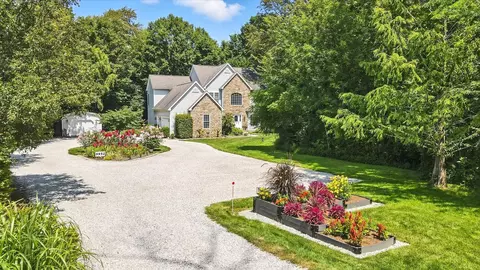 9952 Loop Rd, Millersport, OH 43046