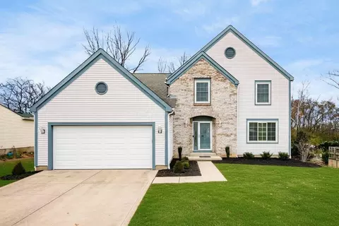 1918 Michelle Ct, Grove City, OH 43123