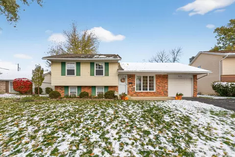5236 Williamsburg Cir, Hilliard, OH 43026