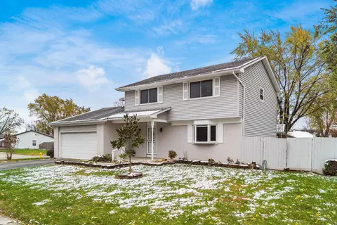 2421 Yates Ave, Grove City, OH 43123