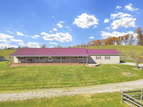 38482 Scout Rd, Logan, OH 43138