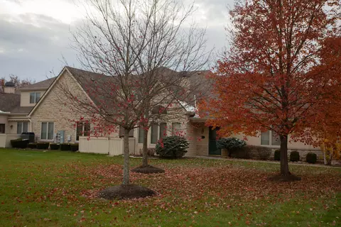 110 Ironclad Dr #9, Columbus, OH 43213