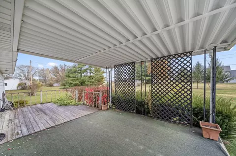Exterior - 5083 Southfield Dr, Orient, OH 43146 photo 22 of 27