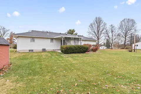 Exterior - 5083 Southfield Dr, Orient, OH 43146 photo 11 of 27