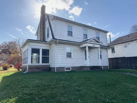 111 Falls St, Logan, OH 43138