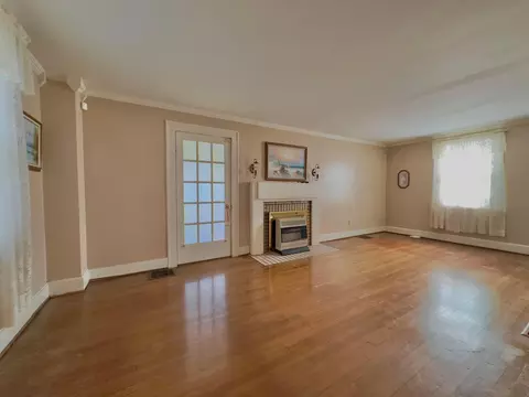 Living - 111 Falls St, Logan, OH 43138 photo 1 of 4