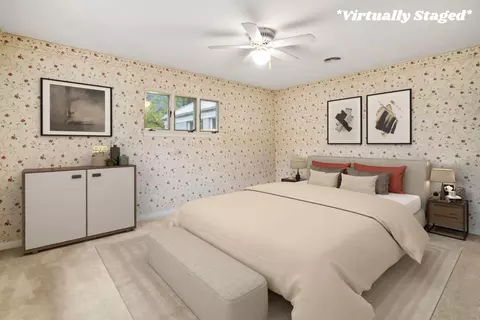 Bedroom - 440 S Broadmoor Blvd, Springfield, OH 45504 photo 1 of 9