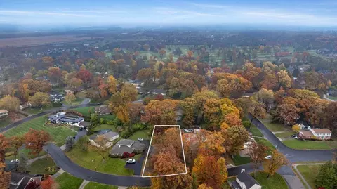 View/Area - 440 S Broadmoor Blvd, Springfield, OH 45504 photo 5 of 9