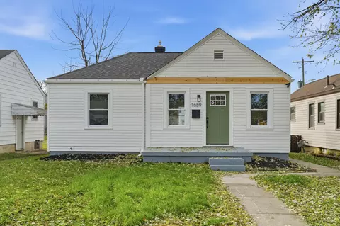 1689 E Kossuth St, Columbus, OH 43206
