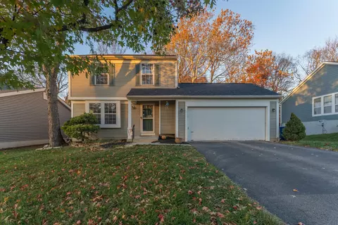 3854 Deer Knoll Dr, Columbus, OH 43230