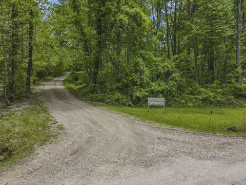 18682 Griffith Rd, Logan, OH 43138