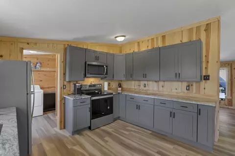 Kitchen - 18682 Griffith Rd, Logan, OH 43138 photo 1 of 2