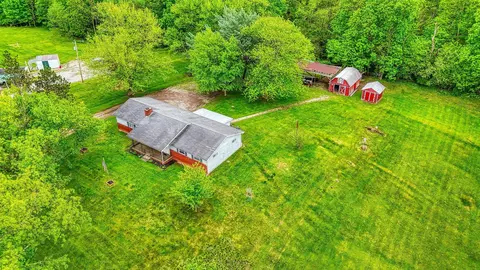 627 Russ Rd, Jackson, OH 45640 photo 4