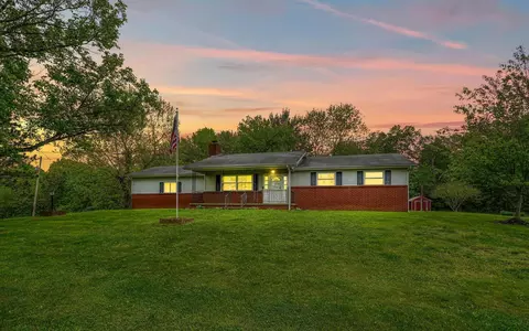 627 Russ Rd, Jackson, OH 45640