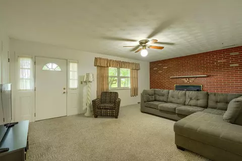 627 Russ Rd, Jackson, OH 45640 photo 12