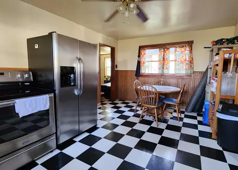 Kitchen - 441 E Locust St, Lancaster, OH 43130 photo 3 of 3