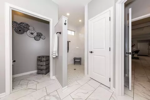 Entry Way - 6710 Trinity Mist Way, Delaware, OH 43015 photo 8 of 8