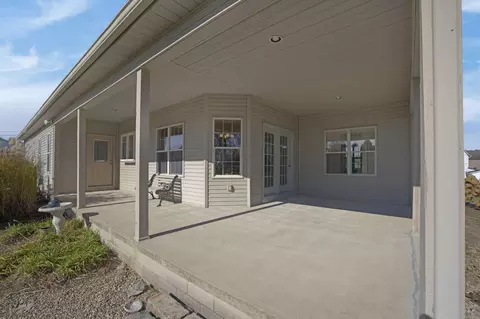 Exterior - 3079 Fox Rd, Mansfield, OH 44904 photo 3 of 8