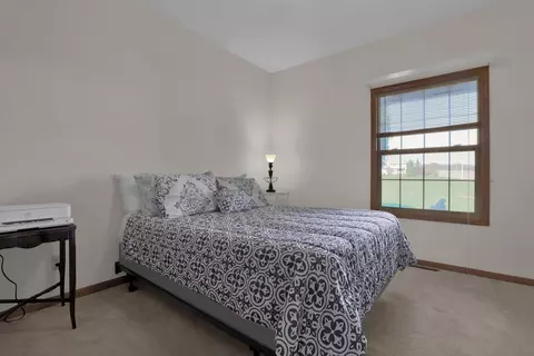 Bedroom - 3079 Fox Rd, Mansfield, OH 44904 photo 1 of 3