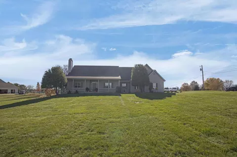 Exterior - 3079 Fox Rd, Mansfield, OH 44904 photo 8 of 8