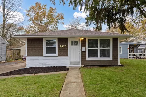 2923 Azelda St, Columbus, OH 43224
