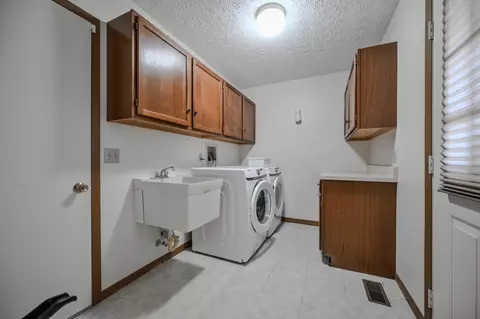 Other - 3022 E Brixton Dr E, Springfield, OH 45503 photo 3 of 5