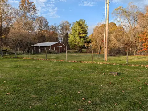 Exterior - 26083 Coshocton Rd, Howard, OH 43028 photo 5 of 8