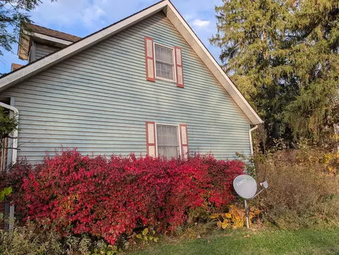 Exterior - 26083 Coshocton Rd, Howard, OH 43028 photo 3 of 8