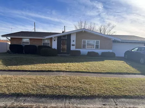 822 Dalewood Pl, Dayton, OH 45426