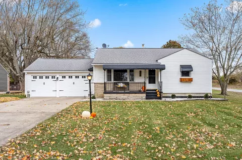 378 Linda Mel Dr, Marion, OH 43302