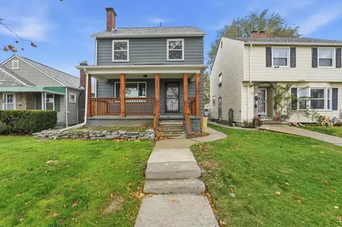 798 E Mithoff St, Columbus, OH 43206