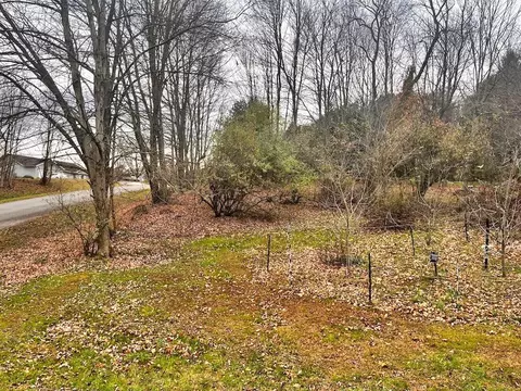 873 Terrace View Dr, Howard, OH 43028
