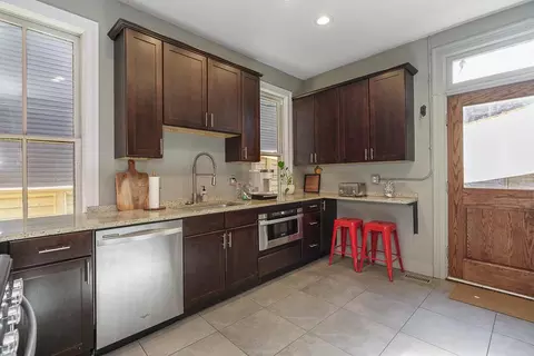 Kitchen - 181 E 4th Ave, Columbus, OH 43201 photo 1 of 5