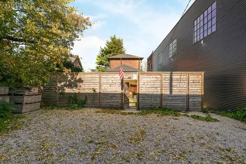 Exterior - 181 E 4th Ave, Columbus, OH 43201 photo 8 of 11