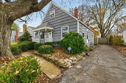 597 Morse Rd, Columbus, OH 43214