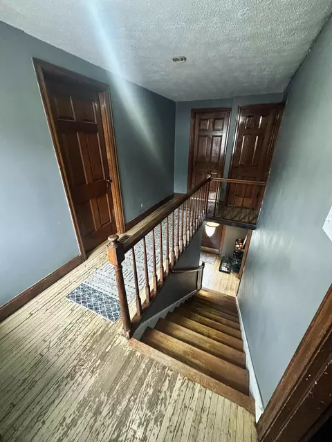 185 Adams St, Corning, OH 43730 photo 12