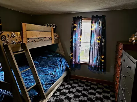 185 Adams St, Corning, OH 43730 photo 18