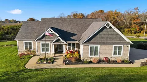 6834 Alkire Rd, Galloway, OH 43119