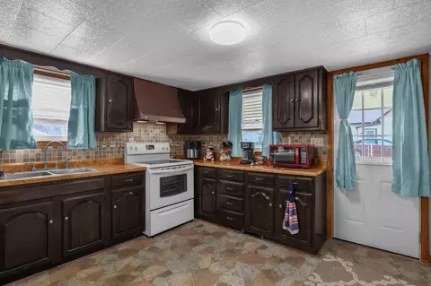 Other - 377 E Union St, Circleville, OH 43113 photo 3 of 11