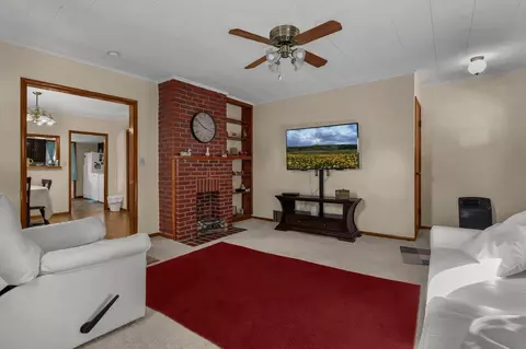 Other - 377 E Union St, Circleville, OH 43113 photo 2 of 11