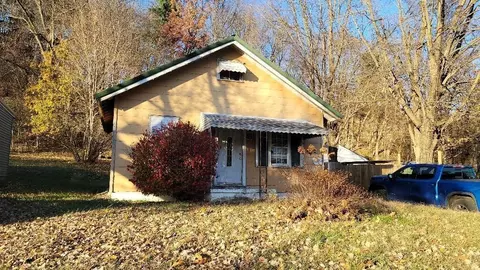 1021 Sugar Grove Rd SE, Lancaster, OH 43130