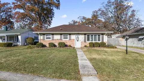 Exterior - 807 Daffodil Dr, Marion, OH 43302 photo 12 of 12