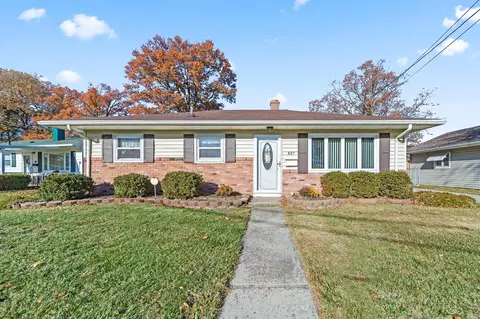 807 Daffodil Dr, Marion, OH 43302