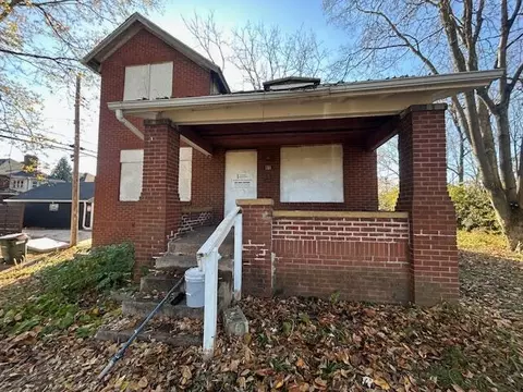 27 W Welch Ave, Columbus, OH 43207