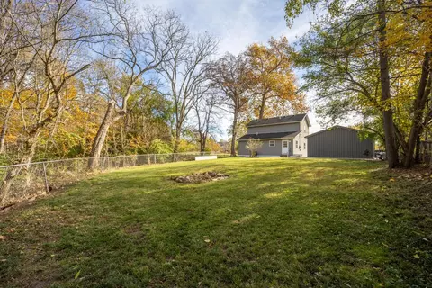 Exterior - 7863 Railroad St, Orient, OH 43146 photo 6 of 9