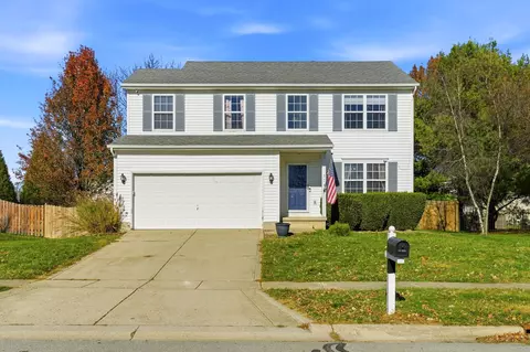 304 Enos Loomis St, Pataskala, OH 43062