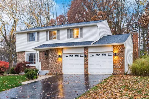 615 Vancouver Dr, Westerville, OH 43081