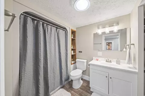 Bath - 509 Summit St, Marion, OH 43302 photo 1 of 3